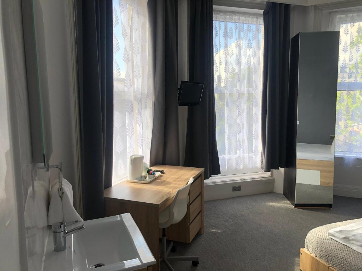 Capital One Hotel Борнмут Экстерьер фото