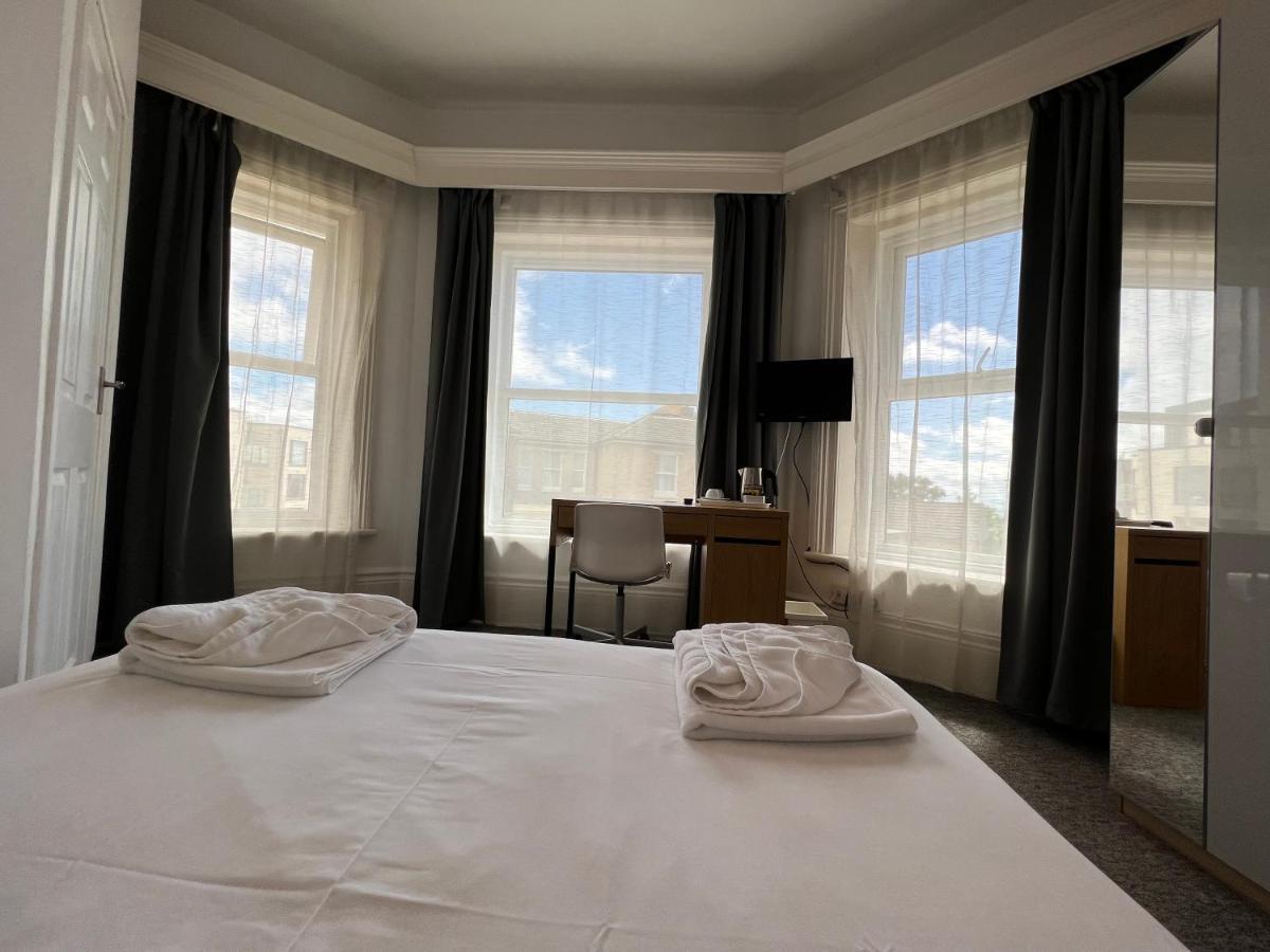 Capital One Hotel Борнмут Экстерьер фото