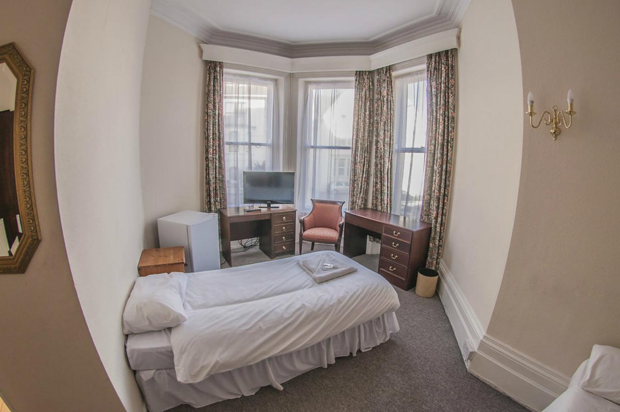 Capital One Hotel Борнмут Экстерьер фото